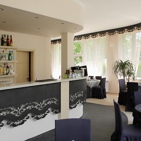Family Hotel Diana София Экстерьер фото