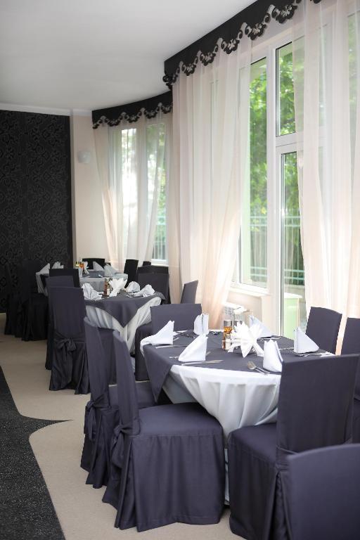 Family Hotel Diana София Экстерьер фото