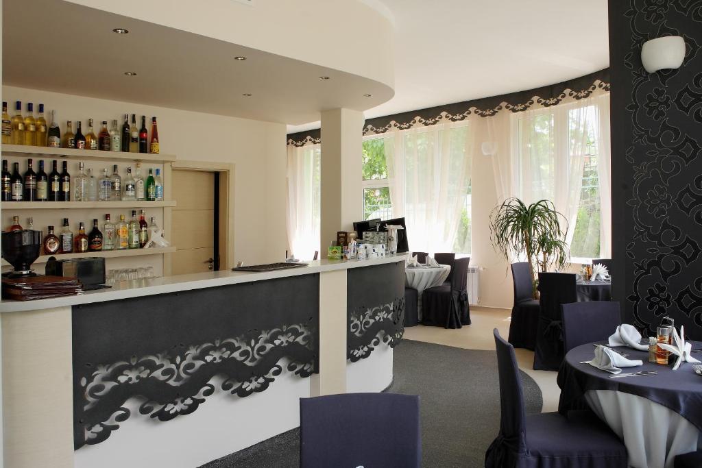 Family Hotel Diana София Экстерьер фото