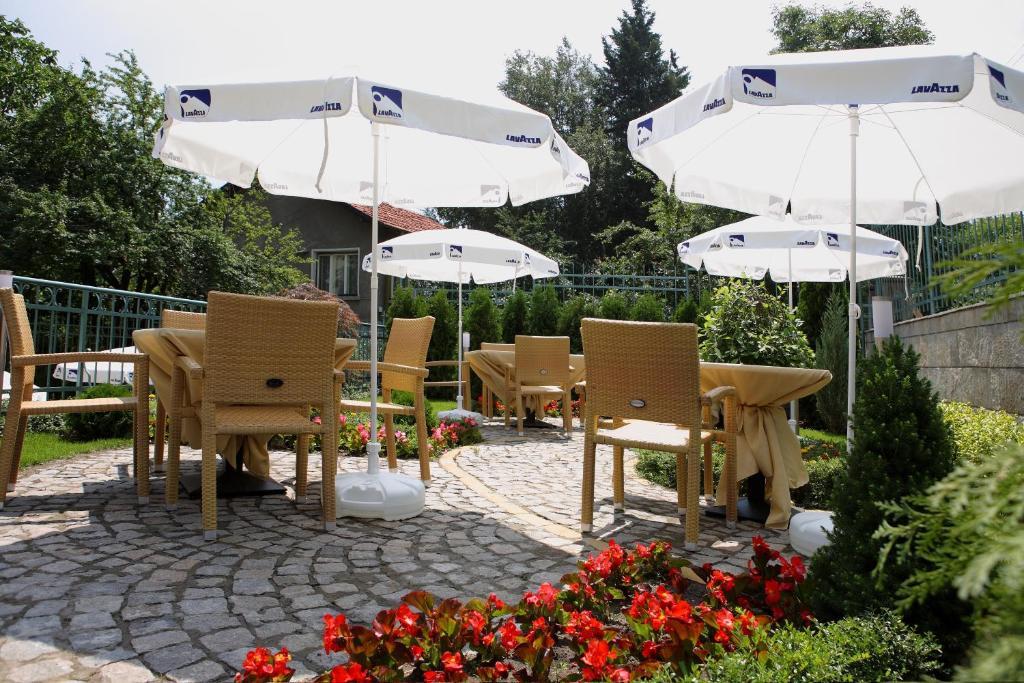 Family Hotel Diana София Экстерьер фото