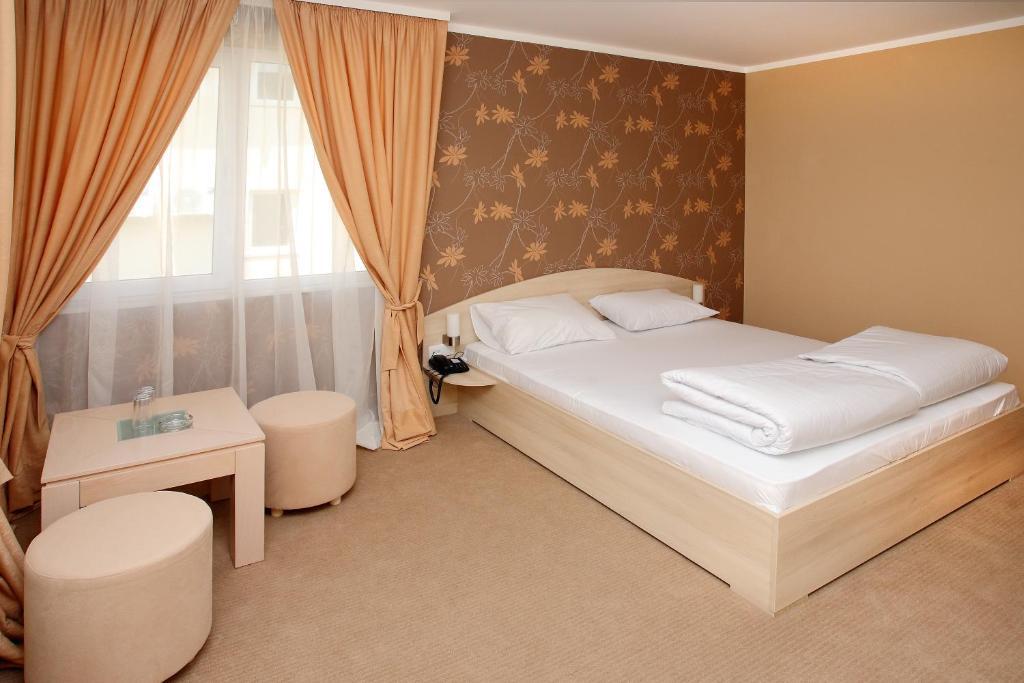 Family Hotel Diana София Экстерьер фото